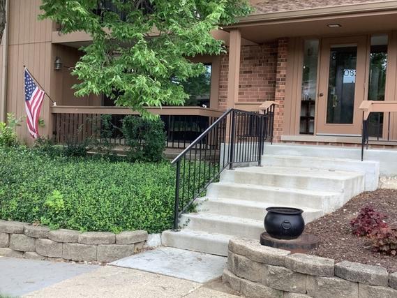 8082 Garfield Ave. #6-2, Burr Ridge, IL 60527