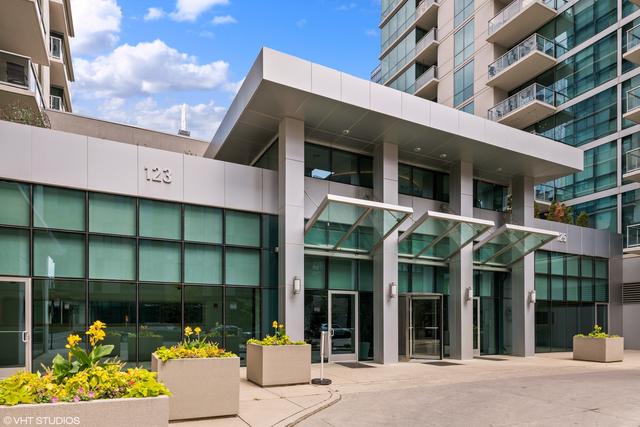 123 S Green St. #208B, Chicago, IL 60607