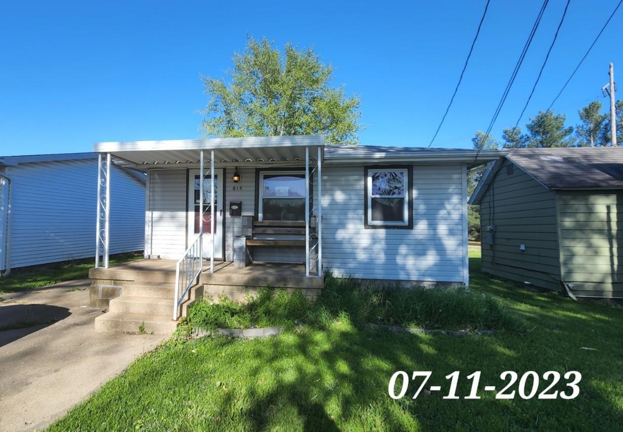 615 S Maple St., Lewistown, IL 61542