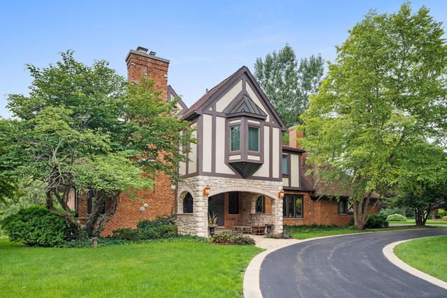 6 Willow Bay Dr., South Barrington, IL 60010
