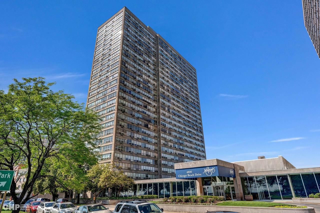 4800 S Chicago Beach Dr. #1704S, Chicago, IL 60615