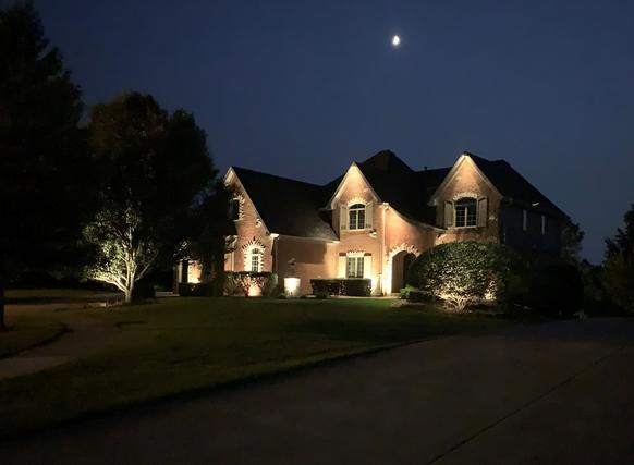 22678 S Pebble Lake Ct., Frankfort, IL 60423