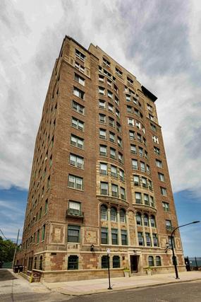 2666 E 73rd St. #8E, Chicago, IL 60649