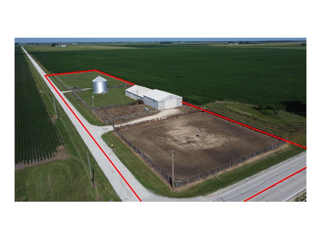 1396 E 1300 North Rd., Onarga, IL 60955