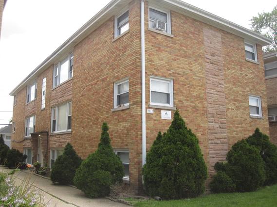 7517 W Fullerton Ave. #GS, Elmwood Park, IL 60707
