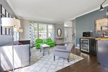 1222 Cortland Ln., Wauconda, IL 60084