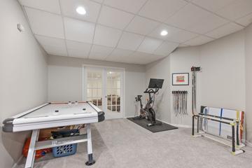 1222 Cortland Ln., Wauconda, IL 60084