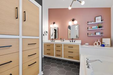 1222 Cortland Ln., Wauconda, IL 60084