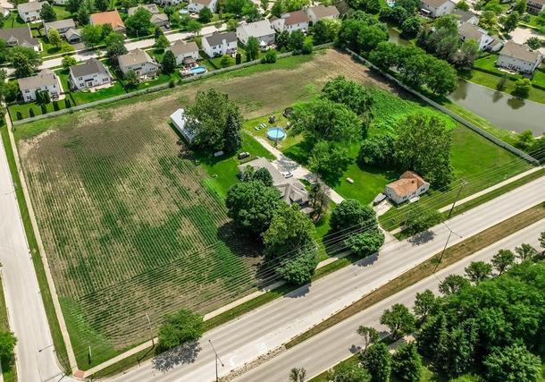 9651 S Heggs Rd., Plainfield, IL 60585