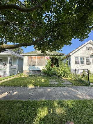 10124 S Perry Ave., Chicago, IL 60628