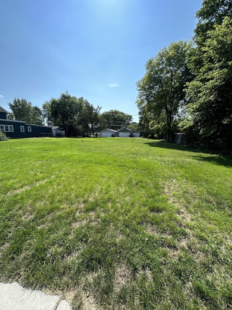 350 S Broadway St., Coal City, IL 60416