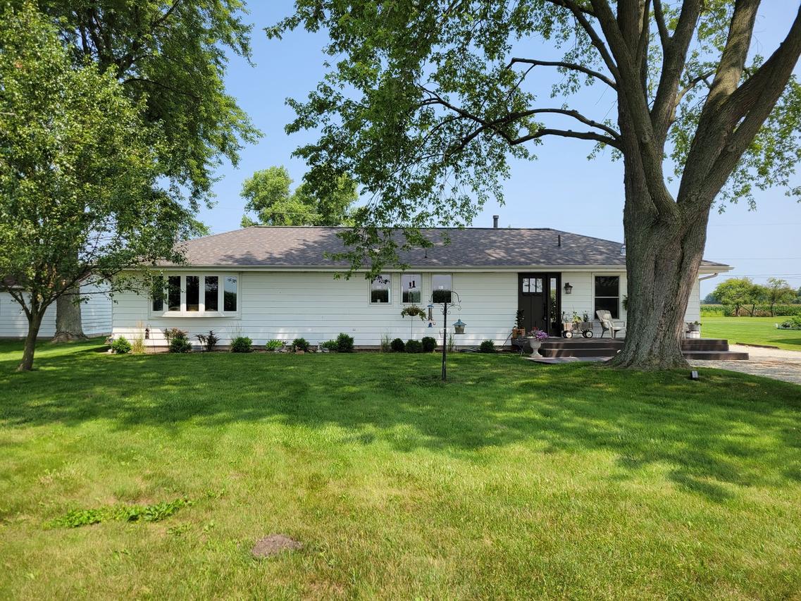 1921 W 2000s Rd., Kankakee, IL 60901
