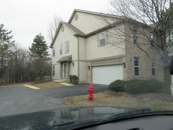 2188 Yale Cir., Hoffman Estates, IL 60192