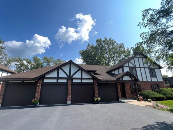 8245 Juniper Ct. #37D, Palos Hills, IL 60465