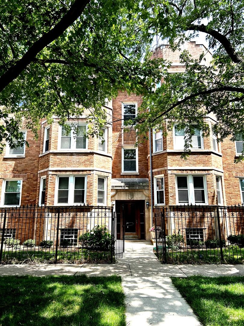 5027 N Hermitage Ave. #2N, Chicago, IL 60640