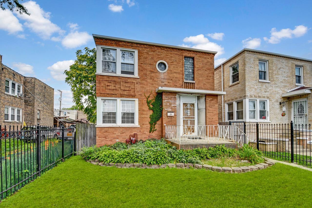 6542 S Fairfield Ave., Chicago, IL 60629