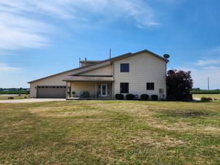 5031 Brittany Ln., Clinton, IL 61727