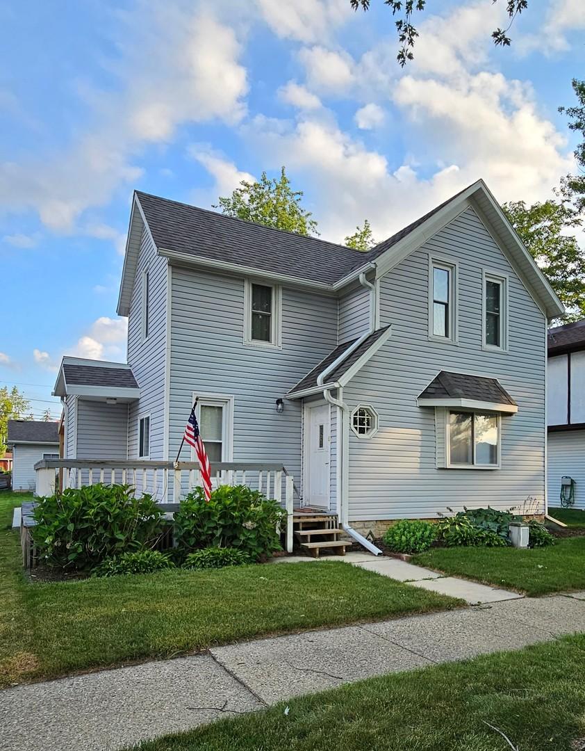 340 W Grant St., St. Anne, IL 60964