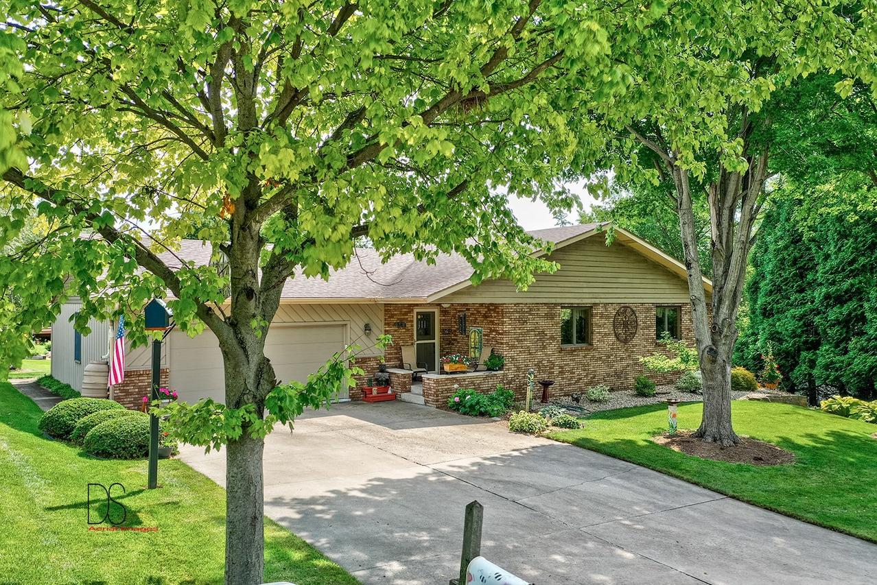 106 Redbud Ln., Morris, IL 60450