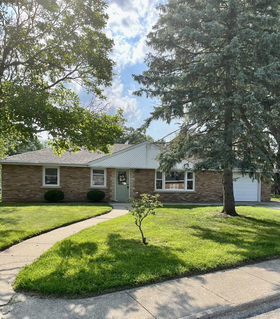 1268 Marla Ter., Bradley, IL 60915