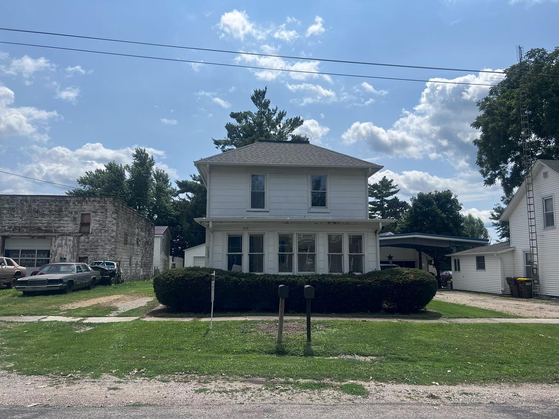 419 W Cherry St., Compton, IL 61318
