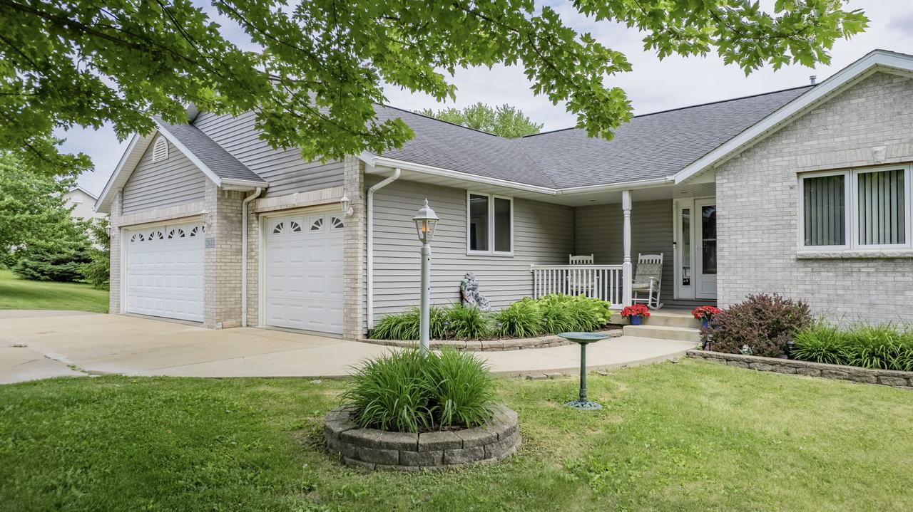 2022 W Thistle Dr., Freeport, IL 61032