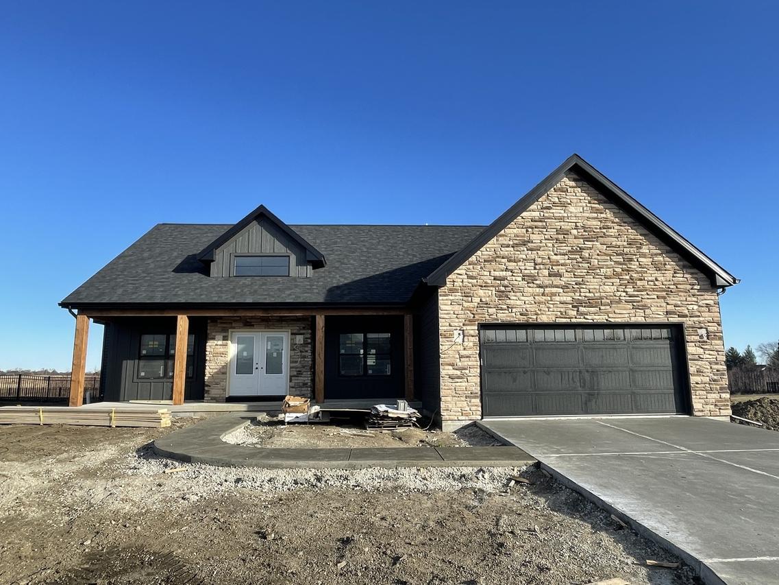2302 Stone Creek Blvd., Urbana, IL 61802