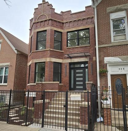 911 N Richmond St., Chicago, IL 60622