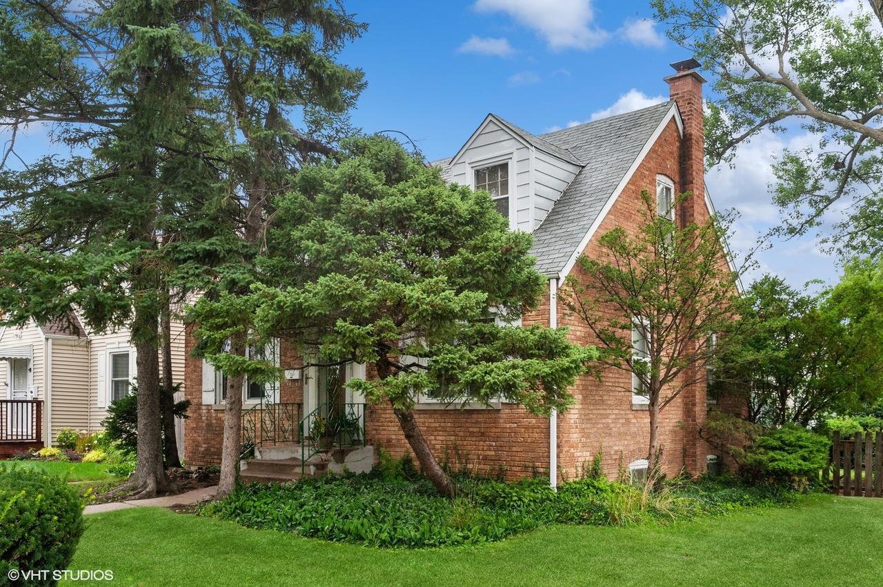 5103 N Odell Ave., Harwood Heights, IL 60706