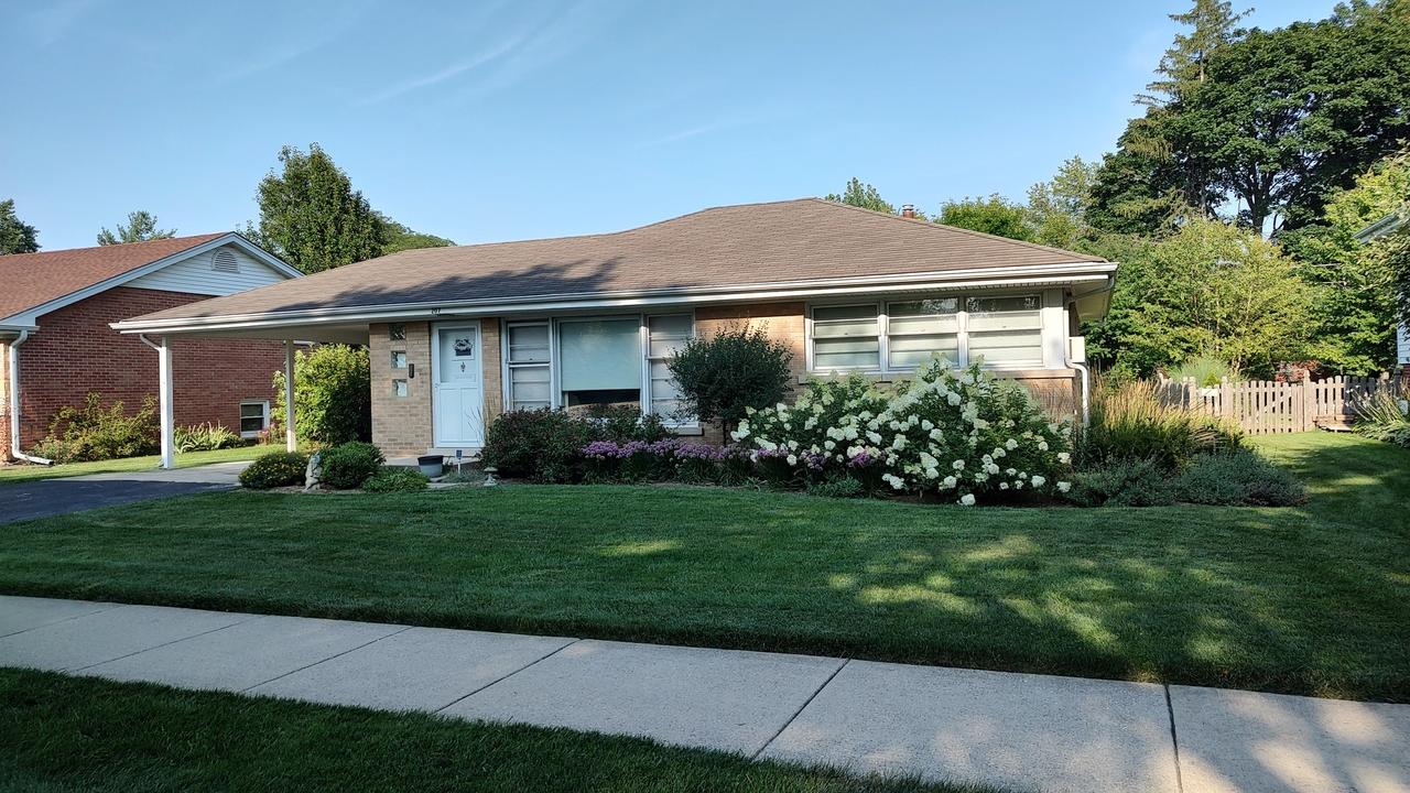 207 S Dwyer Ave., Arlington Heights, IL 60005