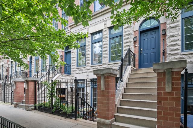 365 W Superior St. #B, Chicago, IL 60654