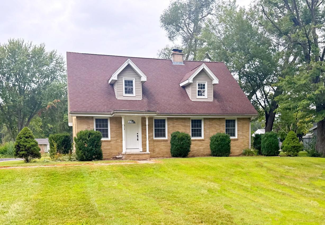 1014 Holland Dr., Rock Falls, IL 61071