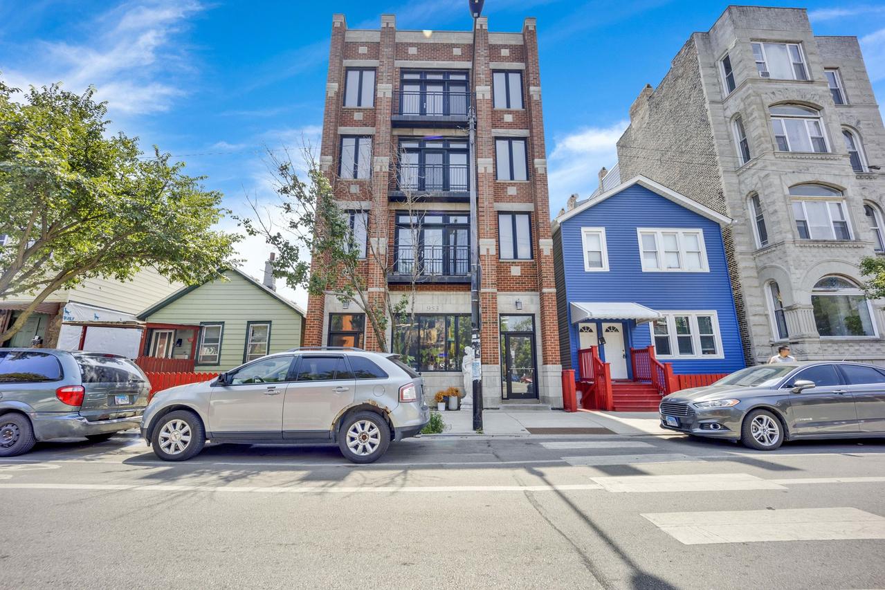953 W 18th St. #D, Chicago, IL 60608
