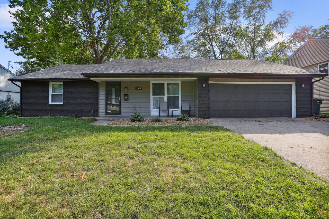 1515 S Curtiss Dr., Urbana, IL 61802