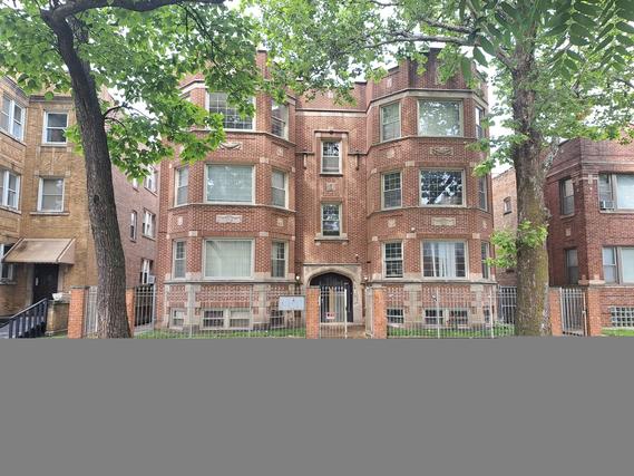 7840 S East End Ave. #2, Chicago, IL 60649