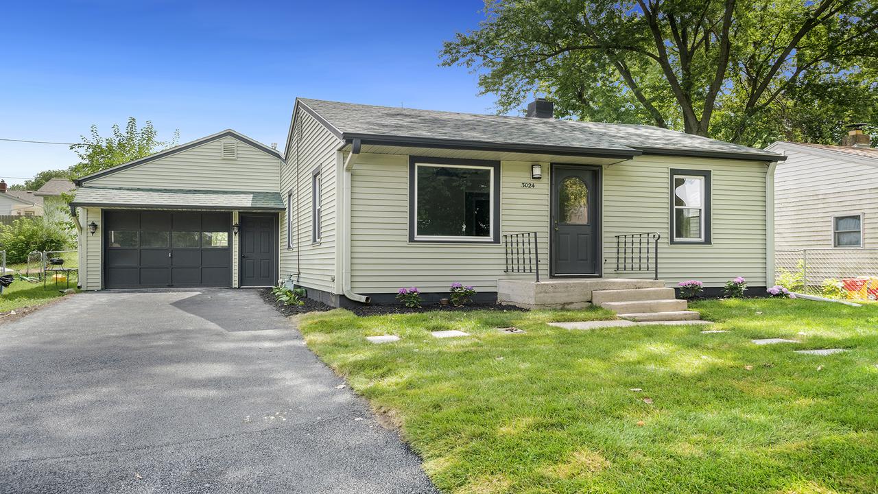 3024 15th St., Rockford, IL 61109