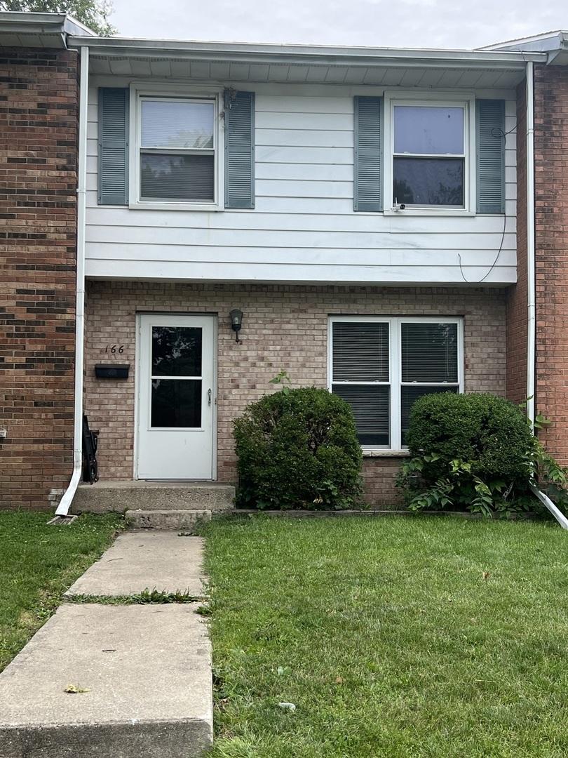 166 Hillcrest Ave., Kankakee, IL 60901