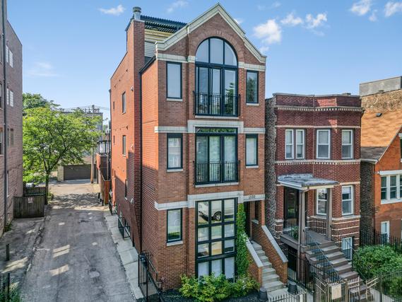 New Homes with a Master Bedroom on the 1st Floor in Ukrainian Village: August 5th to August 11th