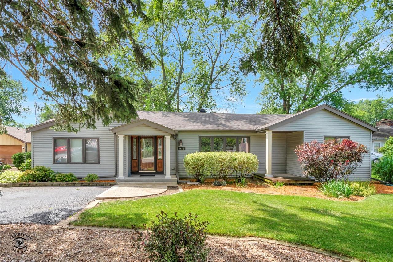 911 63rd St., Downers Grove, IL 60516