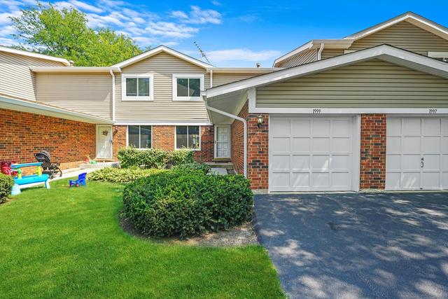 1999 N Jamestown Dr., Palatine, IL 60074