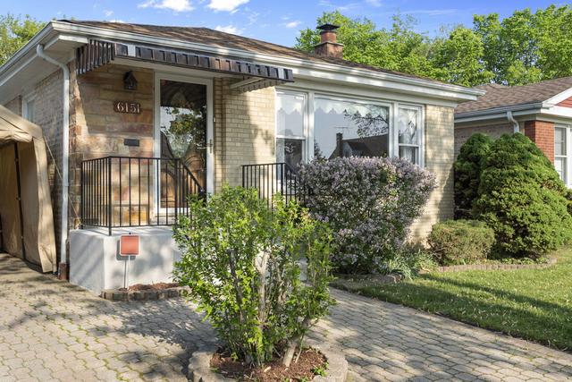 6151 N Keystone Ave., Chicago, IL 60646