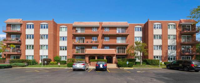 2066 Saint Johns Ave. #206, Highland Park, IL 60035