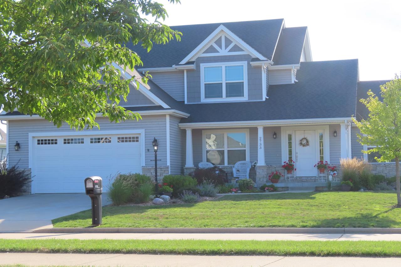 2733 E Stone Creek Blvd., Urbana, IL 61802