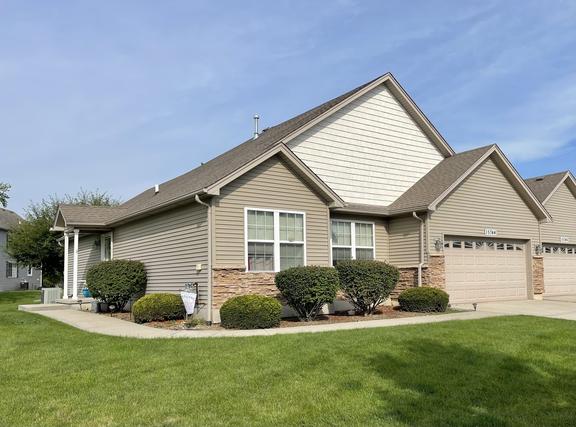 15744 Cove Cir., Plainfield, IL 60544