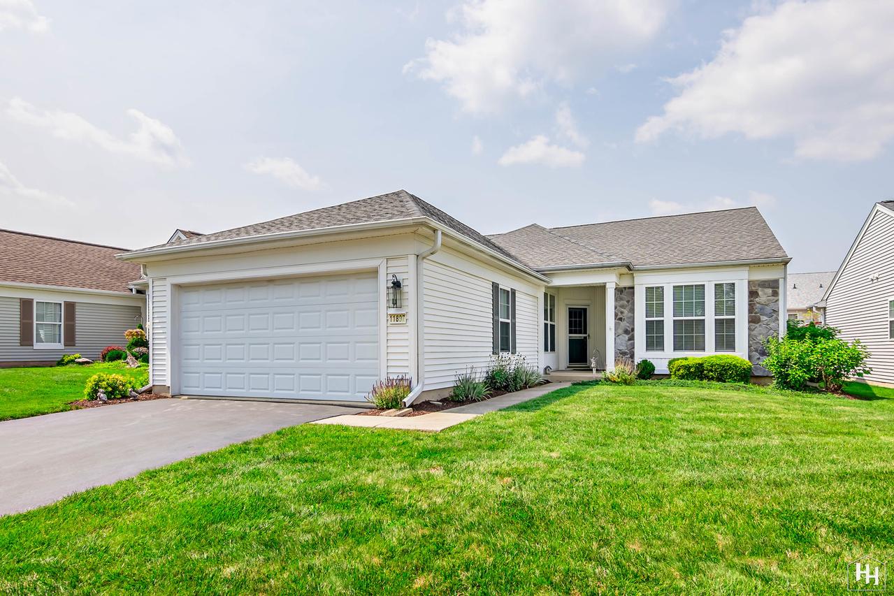 11897 Borhart Dr., Huntley, IL 60142