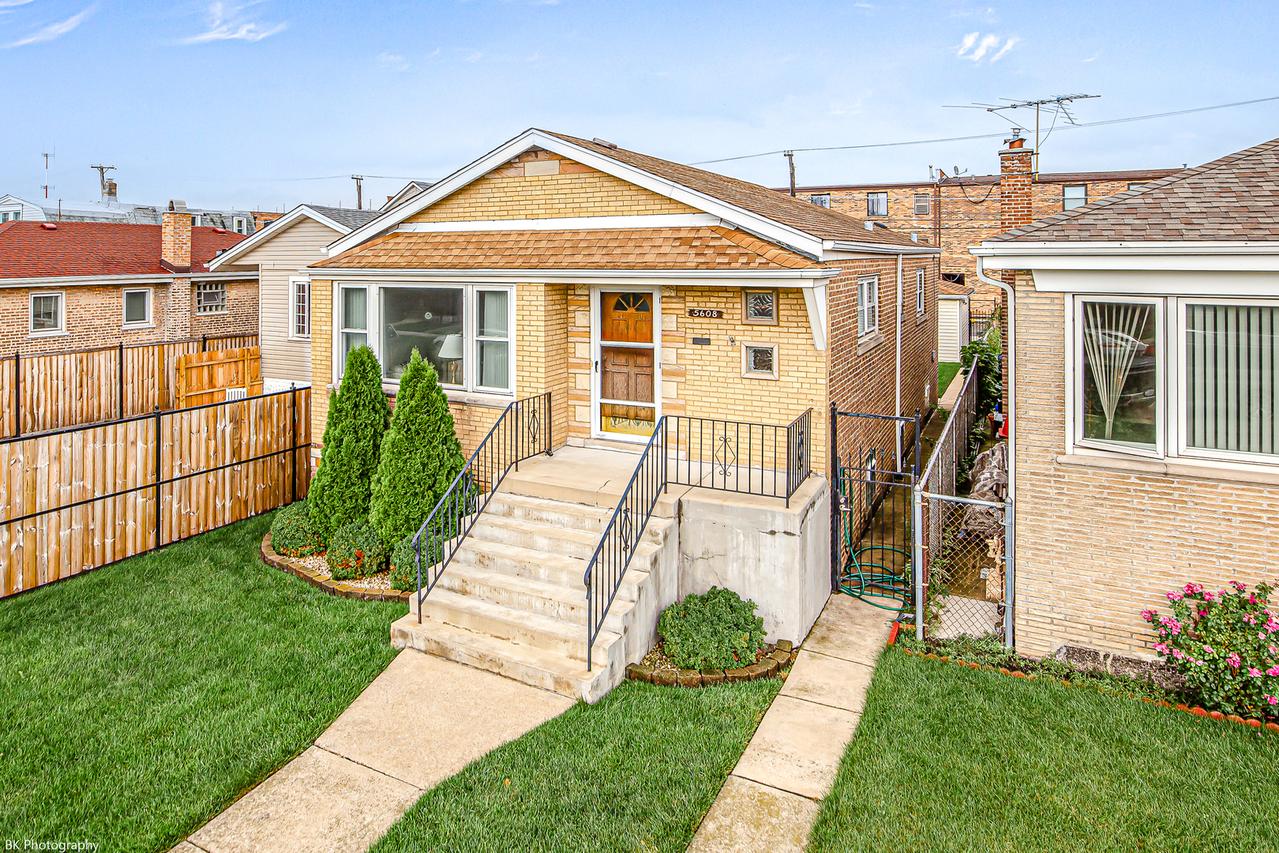 5608 S Kolmar Ave., Chicago, IL 60629