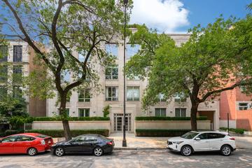 1422 N La Salle Dr. #201, Chicago, IL 60610