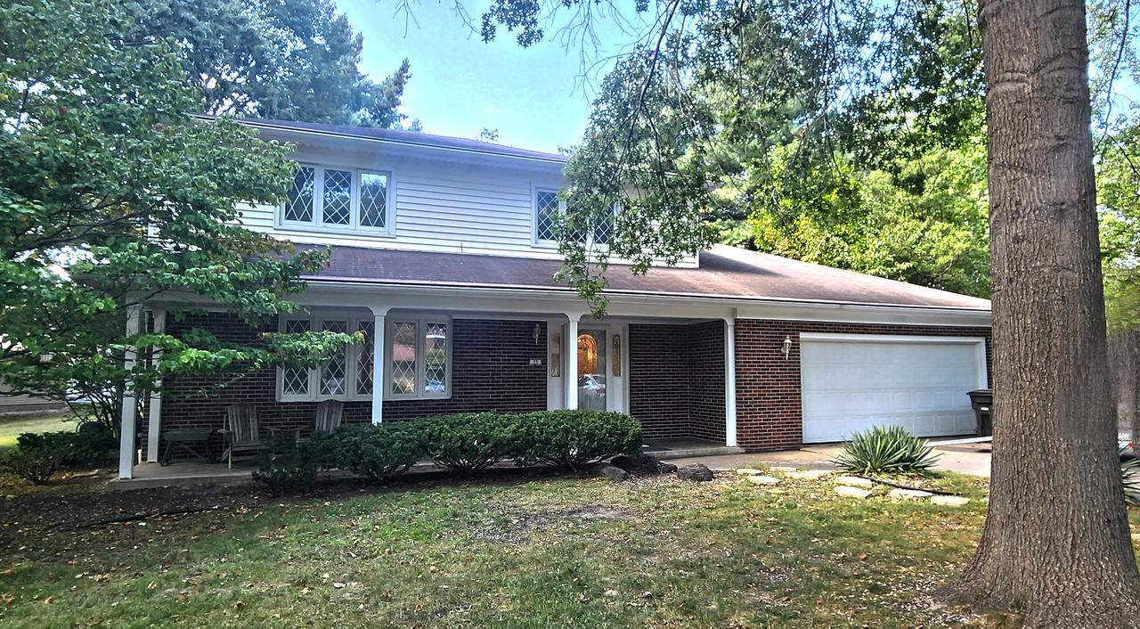 35 Lakeshore Dr., Danville, IL 61832