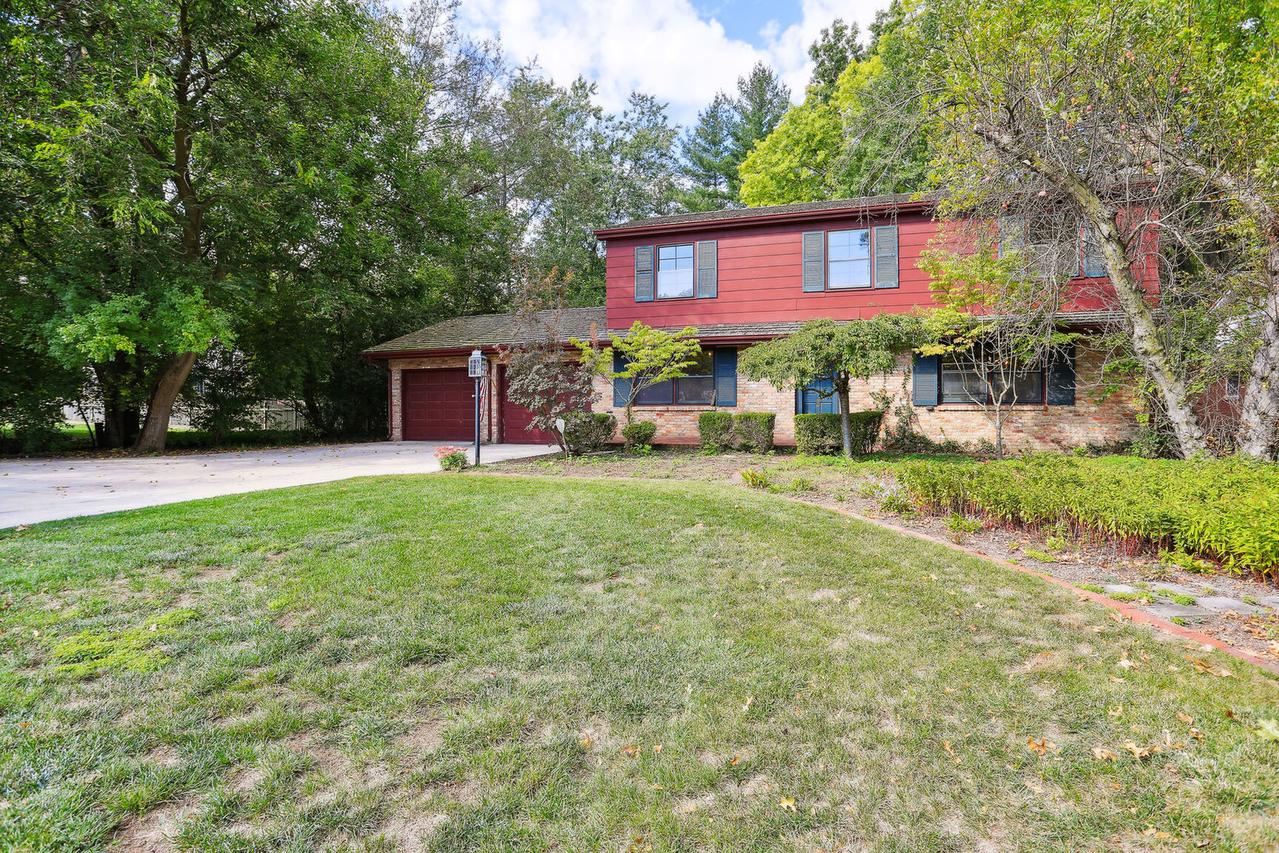 1803 S Vine St., Urbana, IL 61801