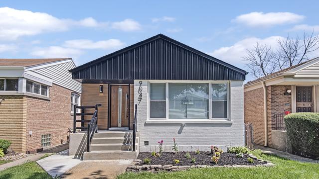 9047 S Crandon Ave., Chicago, IL 60617